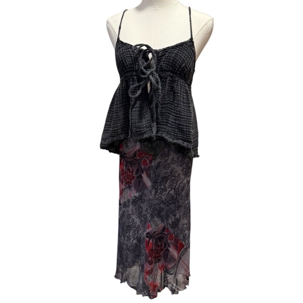 UO Out From Under Mila Gauze Flyaway Babydoll Cami Top Black Women’s Medium - Picture 12 of 14